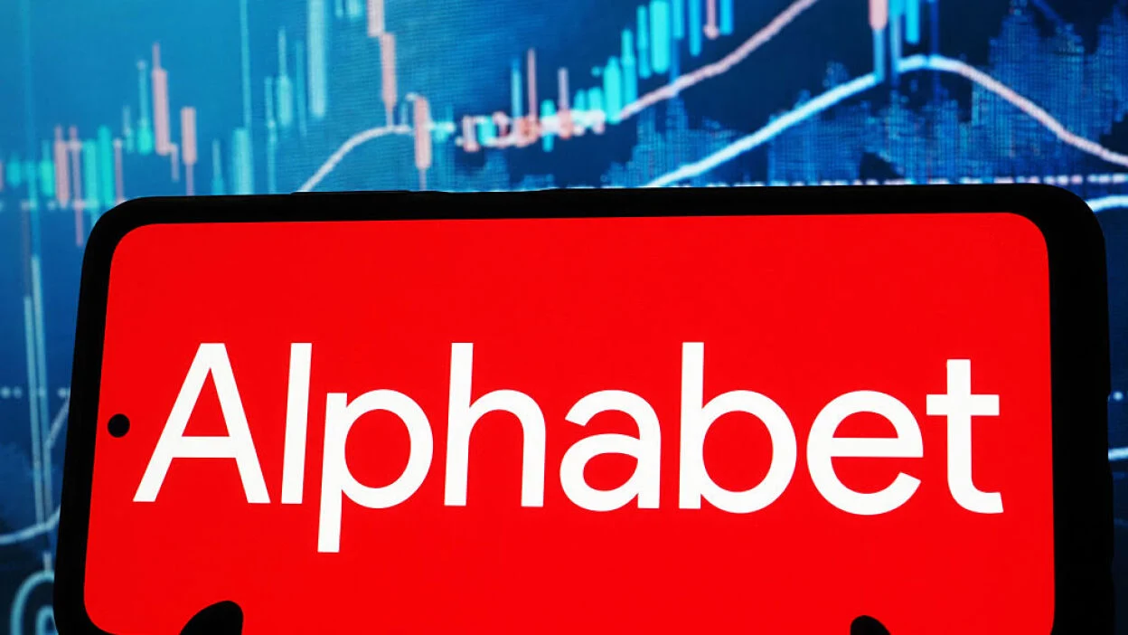 Alphabet Raises AI Spending Plan After Strong Earnings as Investors Weigh Higher Costs